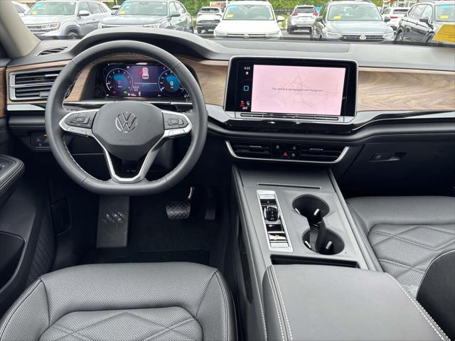 new 2025 Volkswagen Atlas car, priced at $40,038