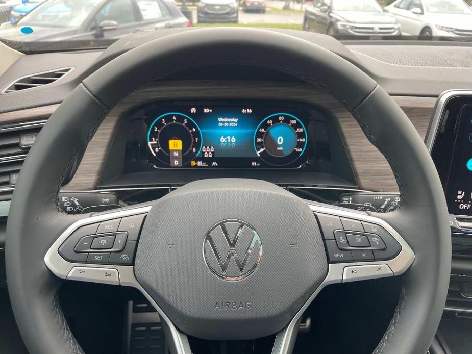 new 2024 Volkswagen Atlas car, priced at $51,615