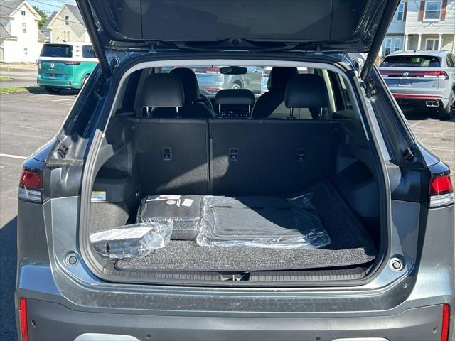 new 2025 Volkswagen Tiguan car, priced at $34,011