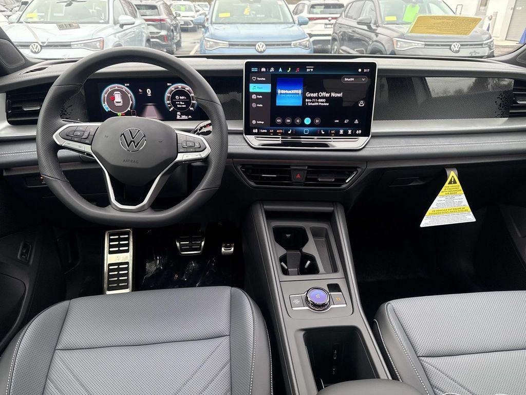 new 2025 Volkswagen Tiguan car, priced at $37,820