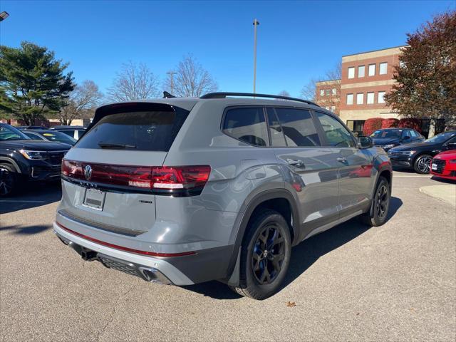 new 2025 Volkswagen Atlas car, priced at $48,001