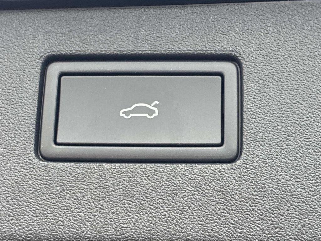 new 2026 Volkswagen Tiguan car, priced at $40,078