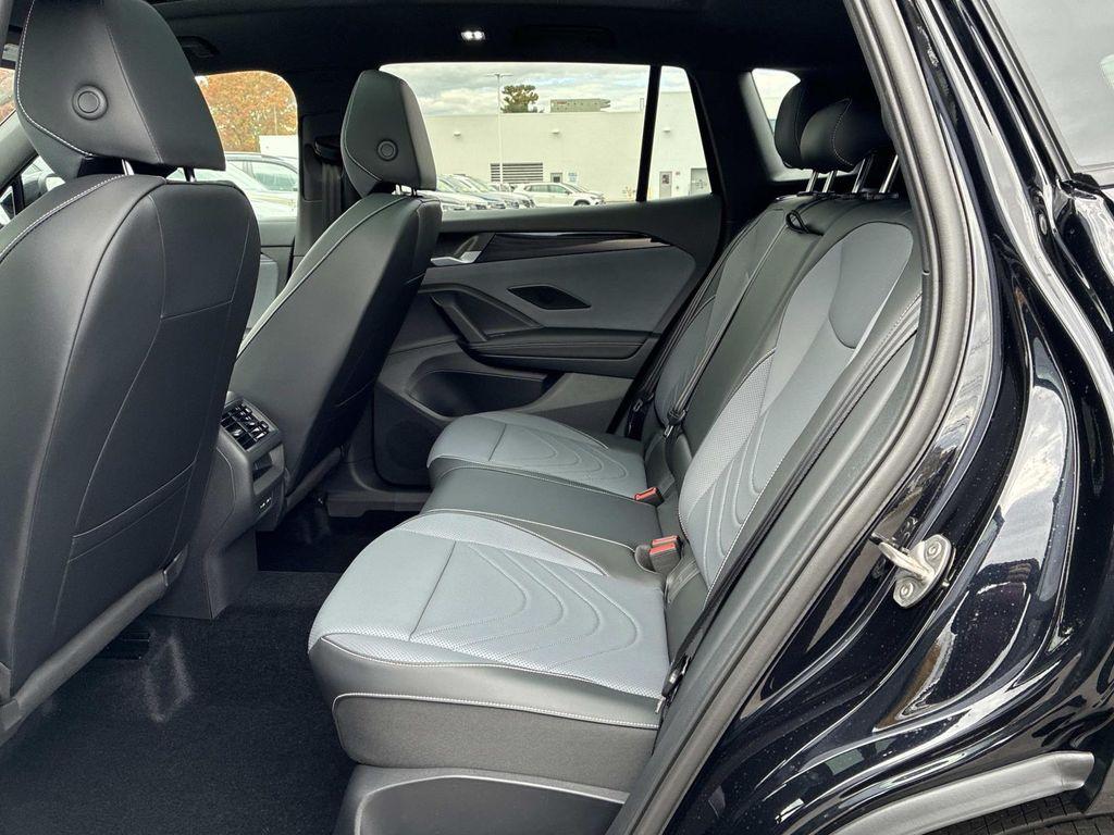 new 2026 Volkswagen Tiguan car, priced at $40,078