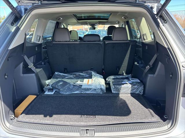 new 2025 Volkswagen Atlas car, priced at $46,801