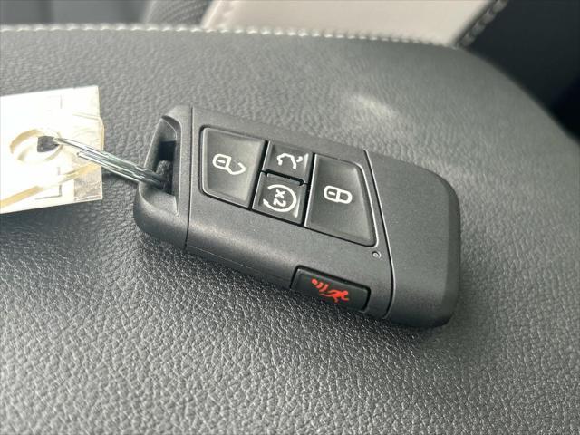 new 2025 Volkswagen Taos car, priced at $31,865
