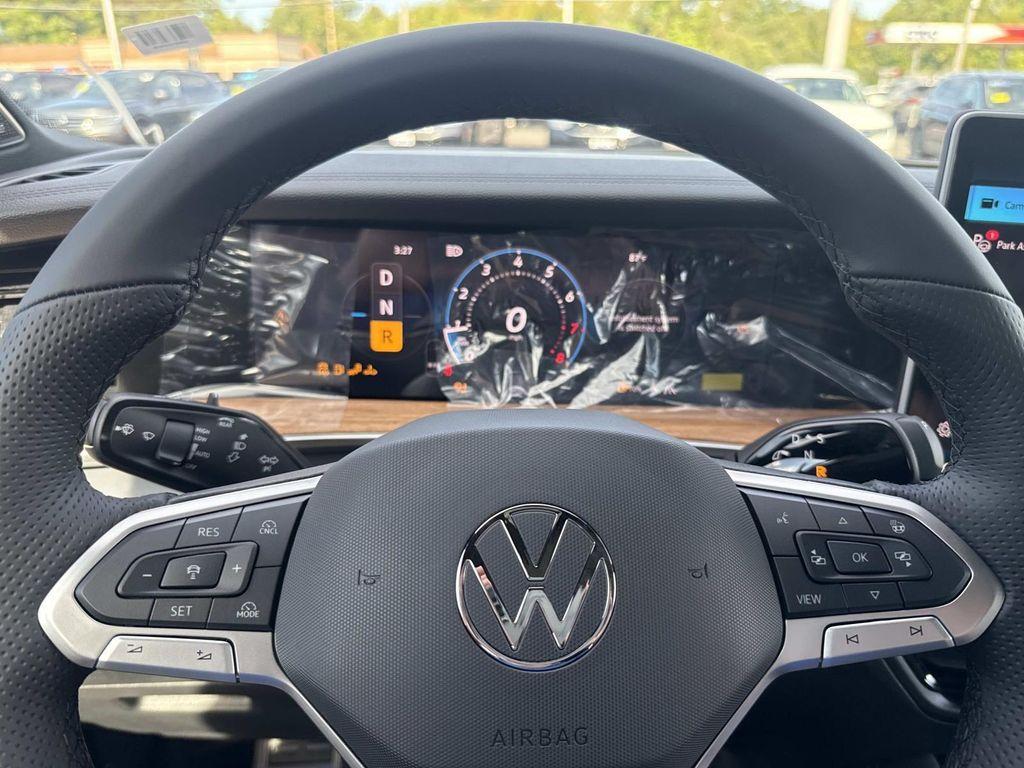 new 2025 Volkswagen Tiguan car, priced at $42,031