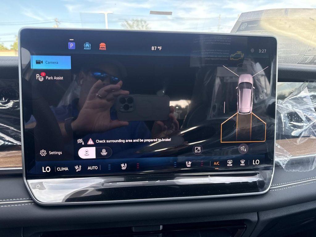 new 2025 Volkswagen Tiguan car, priced at $42,031