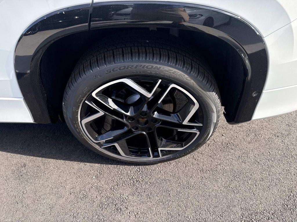 new 2025 Volkswagen Tiguan car, priced at $42,031