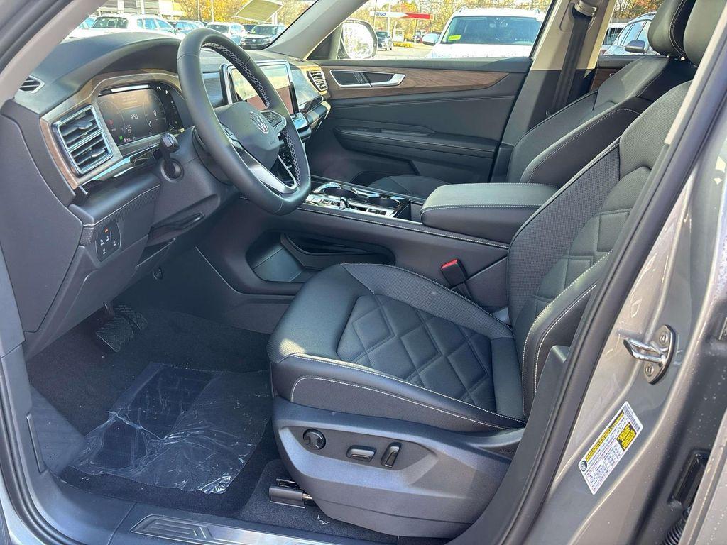 new 2026 Volkswagen Atlas car, priced at $48,039