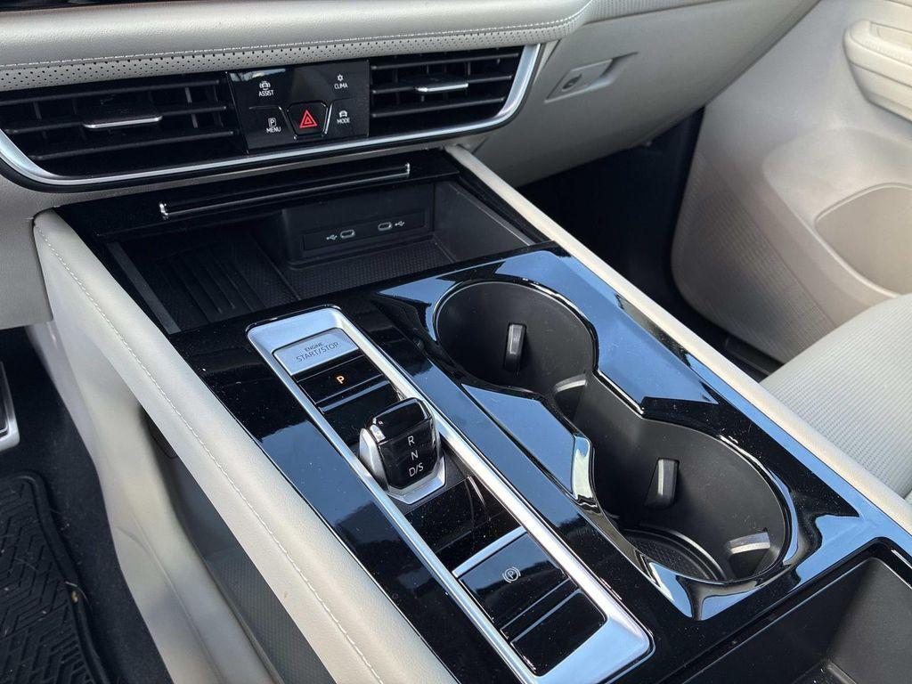 new 2026 Volkswagen Atlas car, priced at $55,714