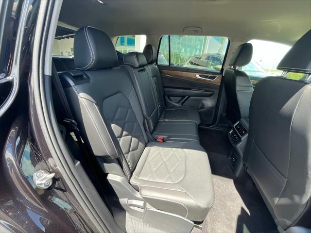 used 2025 Volkswagen Atlas car, priced at $41,626