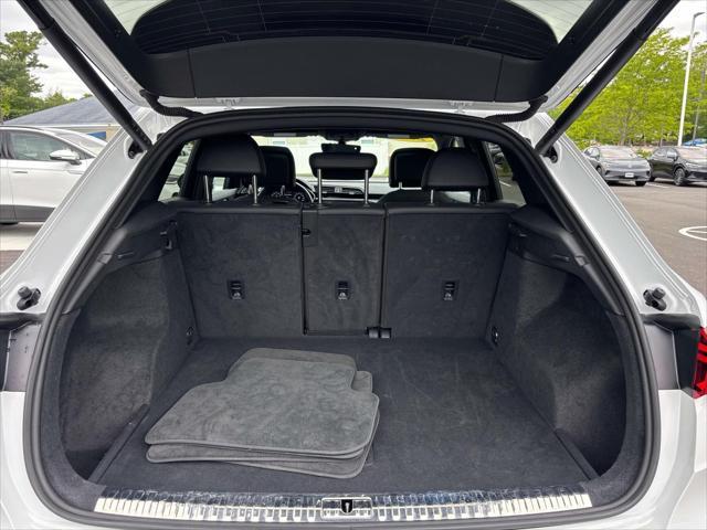 used 2024 Audi Q3 car, priced at $33,298