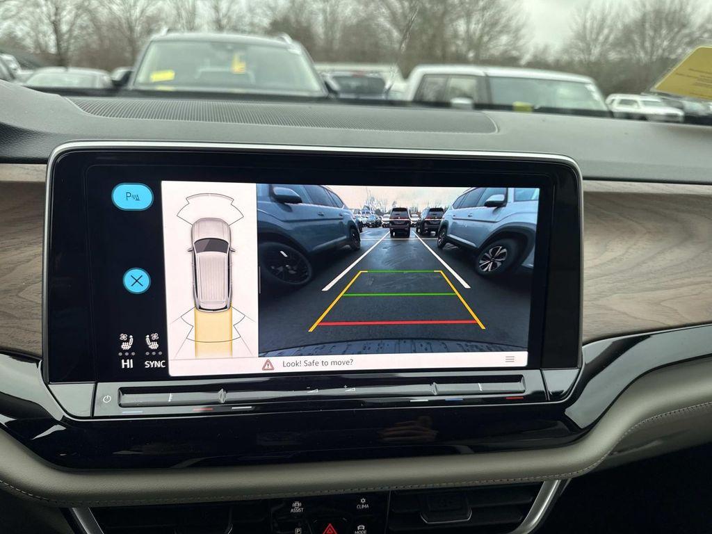 new 2026 Volkswagen Atlas car, priced at $46,470