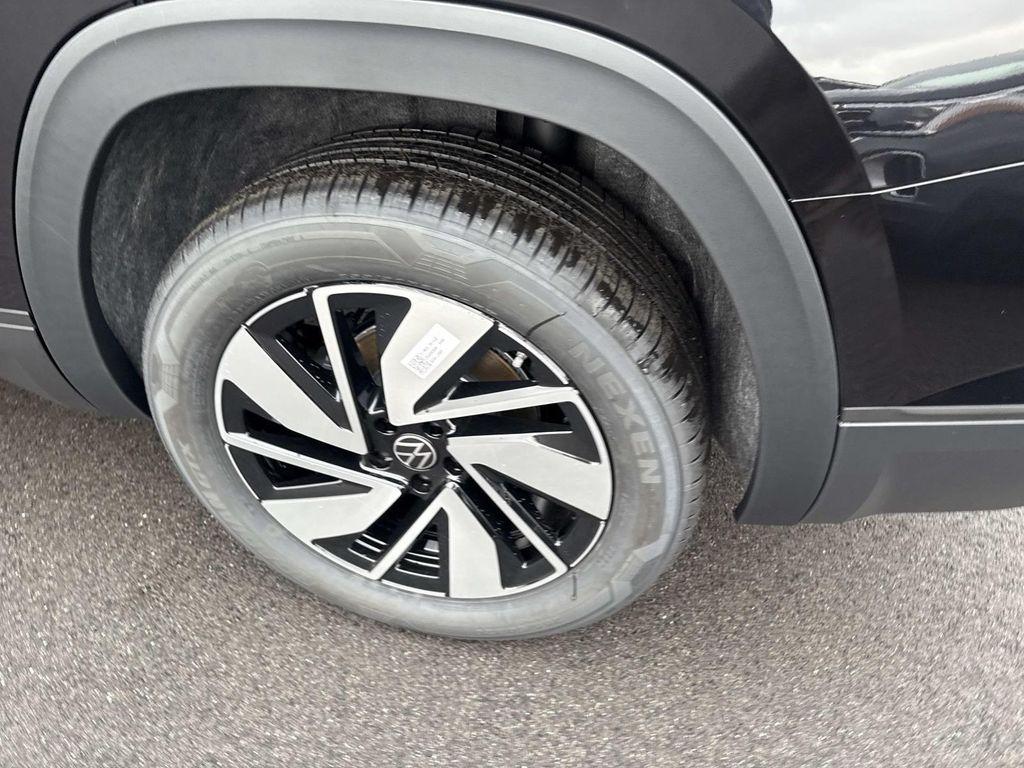 new 2026 Volkswagen Atlas car, priced at $46,470