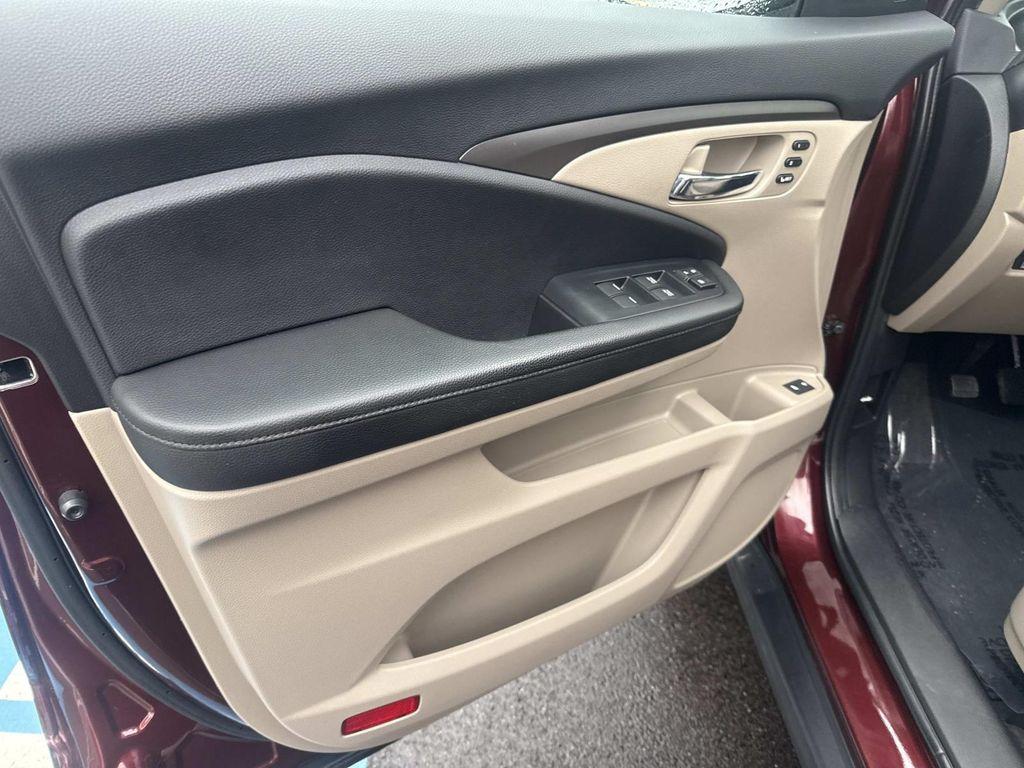 used 2021 Honda Pilot car, priced at $29,321