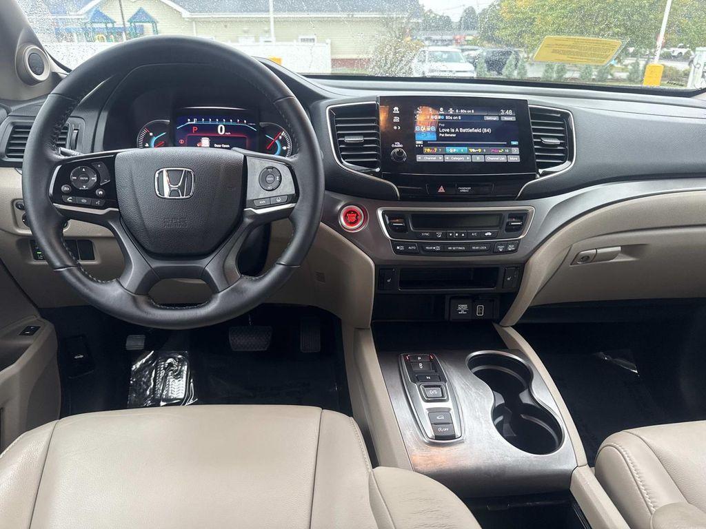 used 2021 Honda Pilot car, priced at $29,321