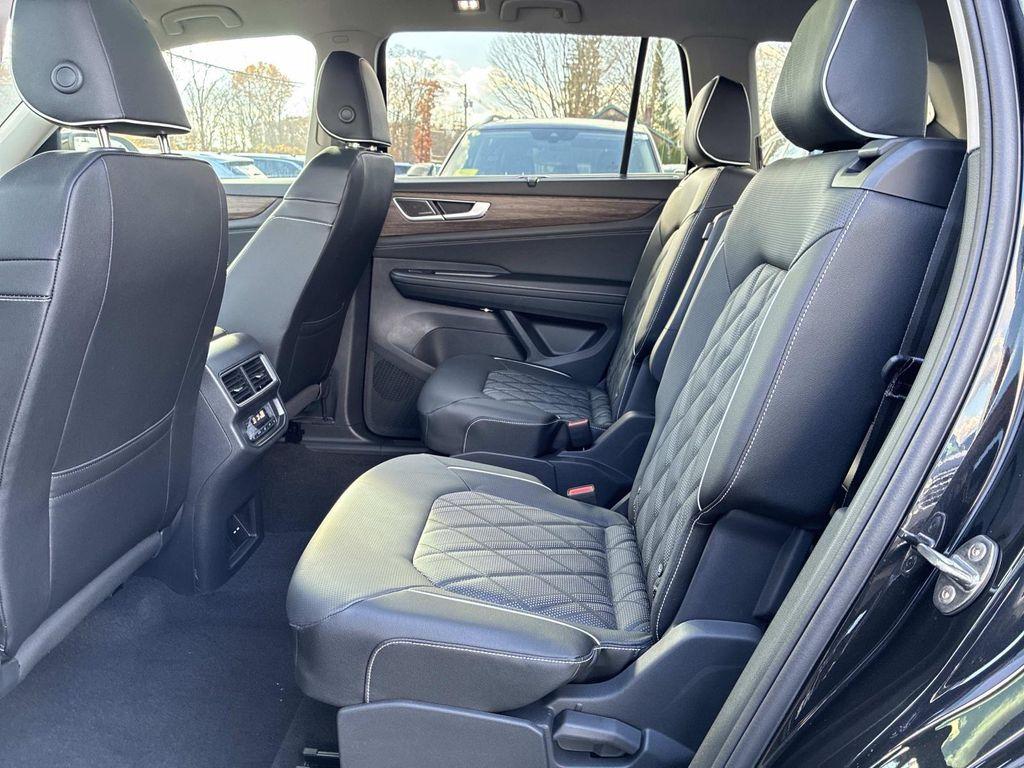 new 2026 Volkswagen Atlas car, priced at $55,875