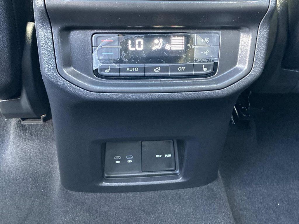 new 2026 Volkswagen Atlas car, priced at $55,875