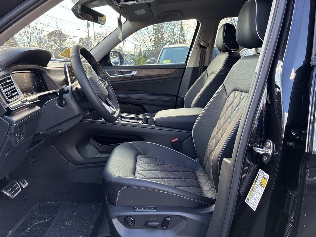 new 2026 Volkswagen Atlas car, priced at $55,875