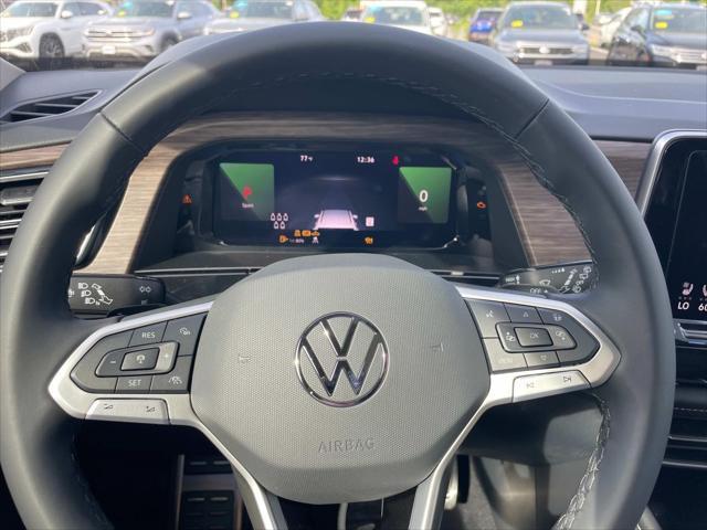 new 2025 Volkswagen Atlas car, priced at $50,607
