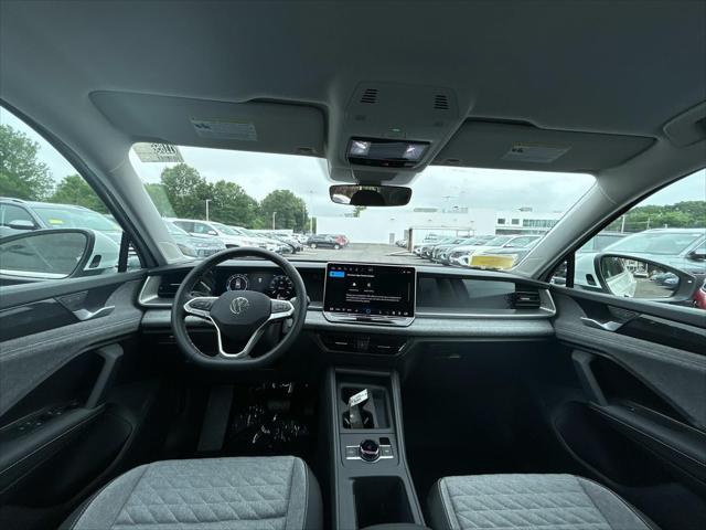 new 2025 Volkswagen Tiguan car, priced at $31,438