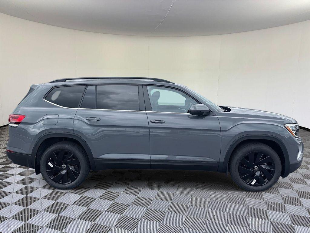 new 2026 Volkswagen Atlas car, priced at $48,554