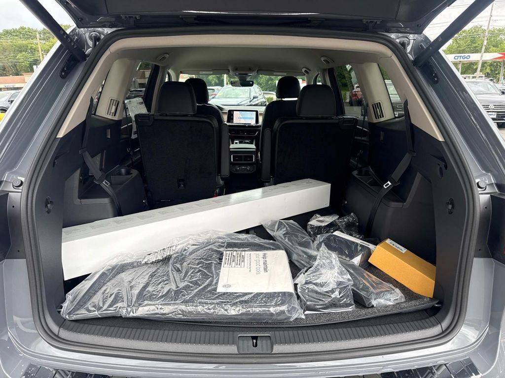 new 2026 Volkswagen Atlas car, priced at $48,554