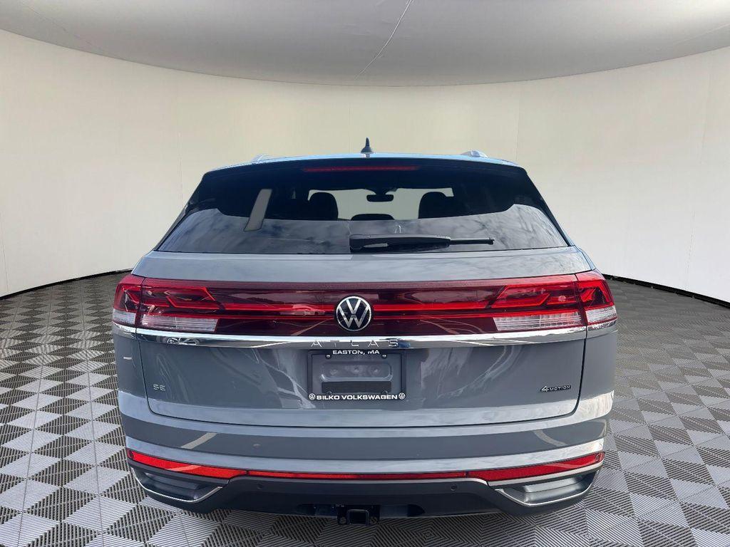 new 2026 Volkswagen Atlas Cross Sport car, priced at $47,752