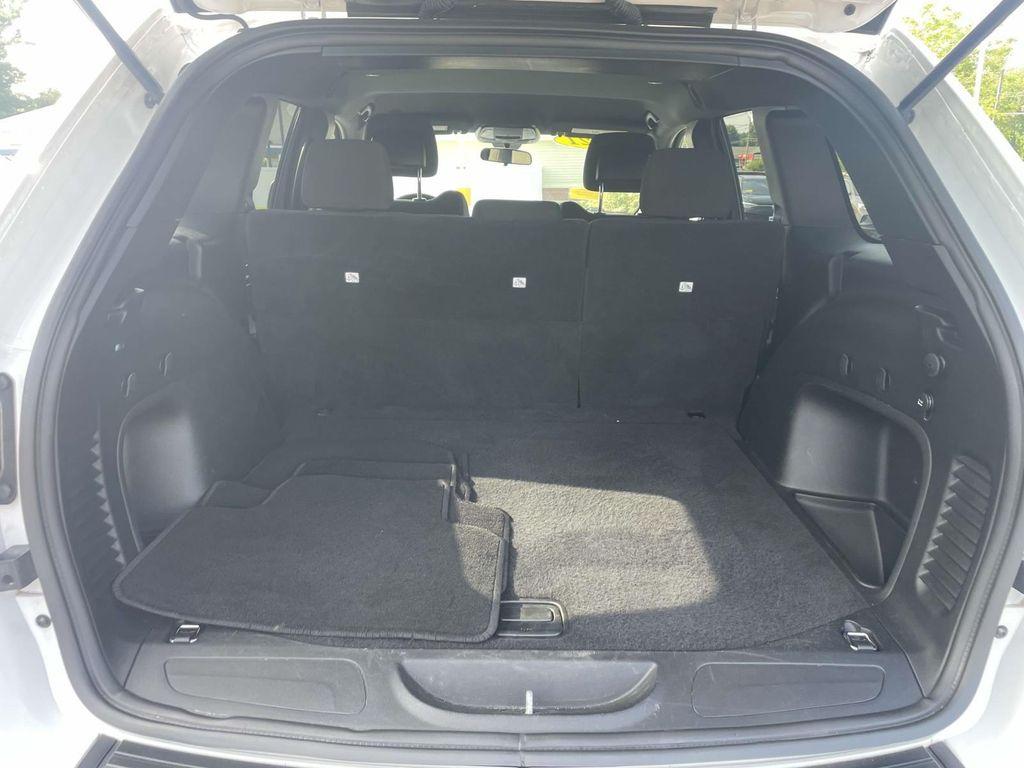 used 2021 Jeep Grand Cherokee car, priced at $22,123