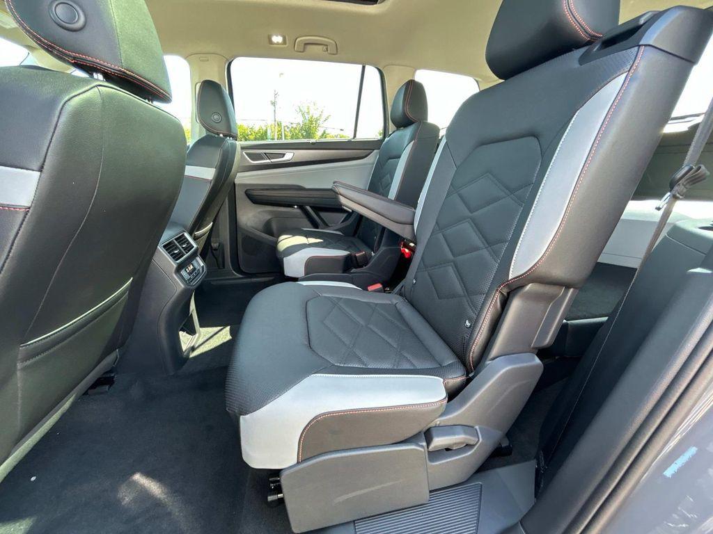 new 2026 Volkswagen Atlas car, priced at $50,473