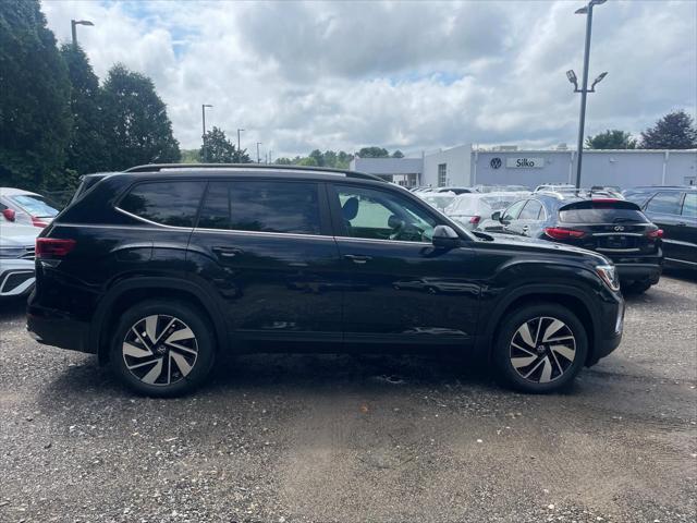 new 2024 Volkswagen Atlas car, priced at $42,240