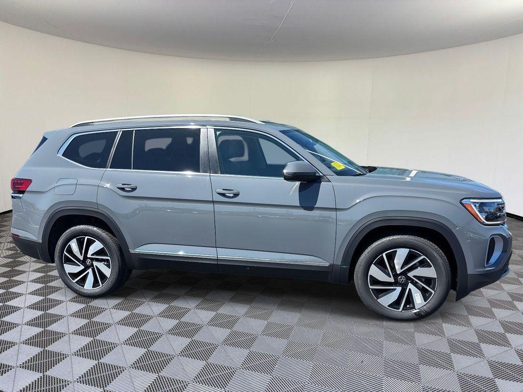 new 2025 Volkswagen Atlas car, priced at $49,911