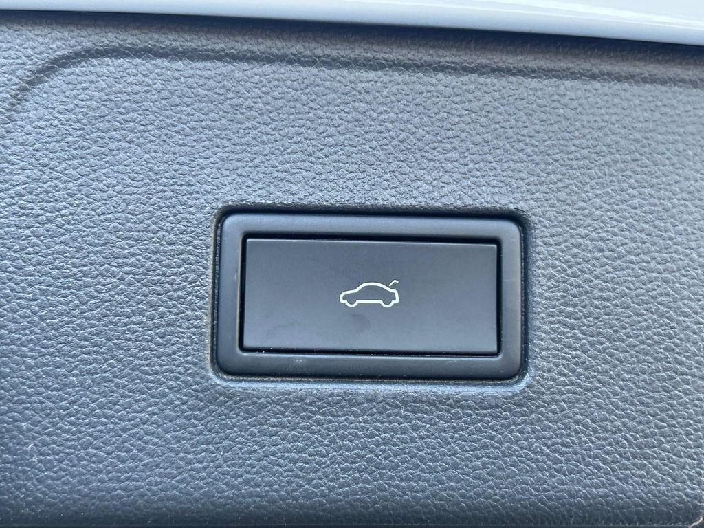 used 2021 Volkswagen Atlas car, priced at $21,989