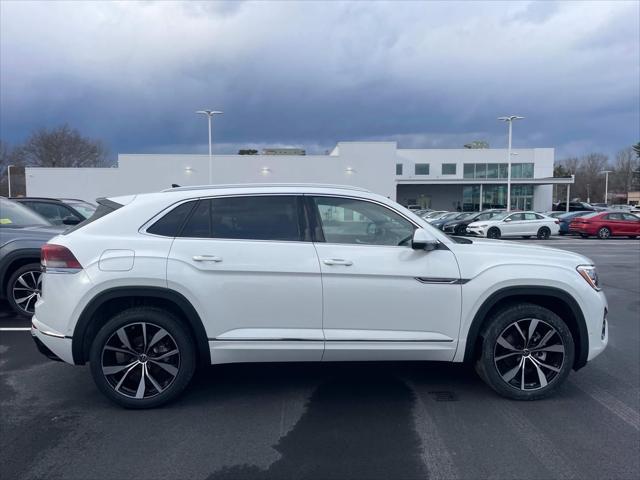 new 2024 Volkswagen Atlas Cross Sport car, priced at $47,670