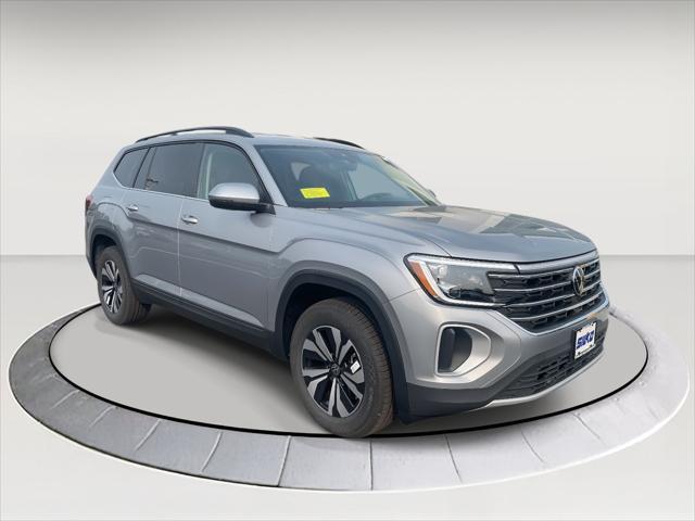 new 2025 Volkswagen Atlas car, priced at $40,038