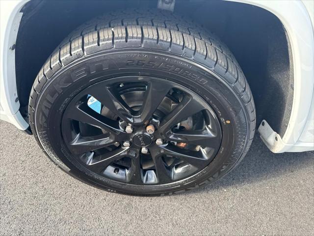 used 2019 Jeep Grand Cherokee car, priced at $22,715