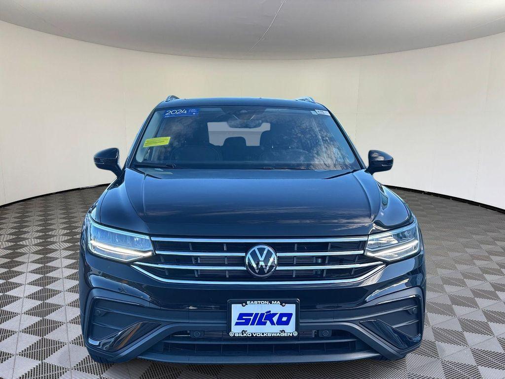 used 2024 Volkswagen Tiguan car, priced at $30,359