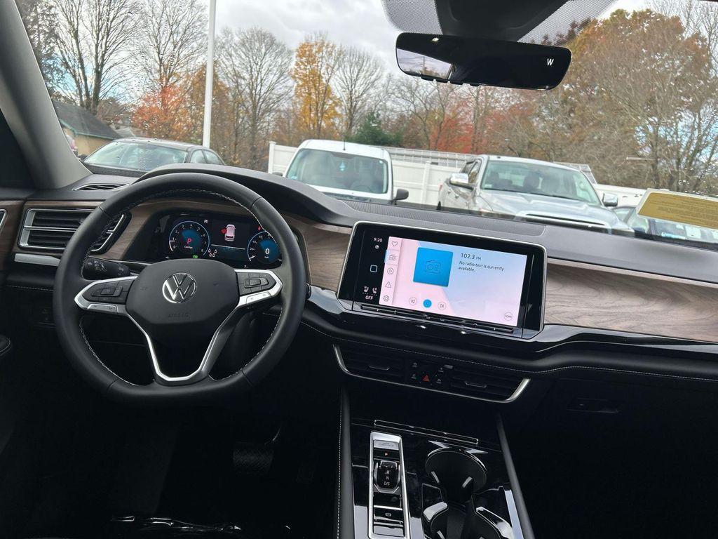 new 2026 Volkswagen Atlas car, priced at $47,961