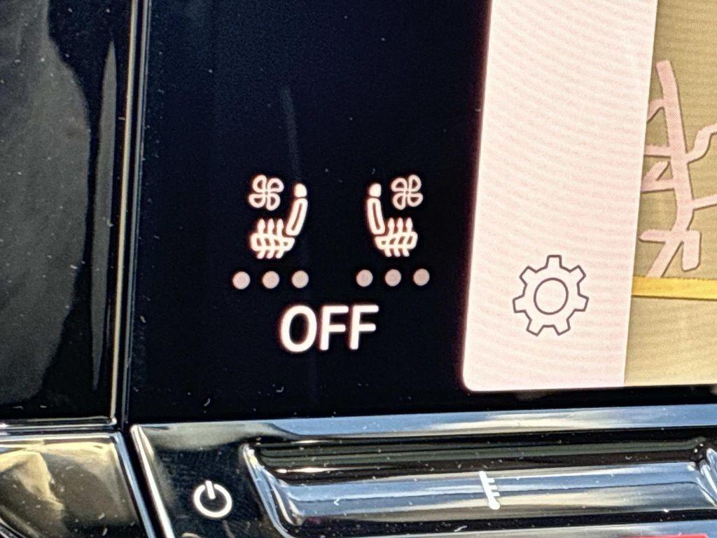 new 2026 Volkswagen Atlas car, priced at $56,188