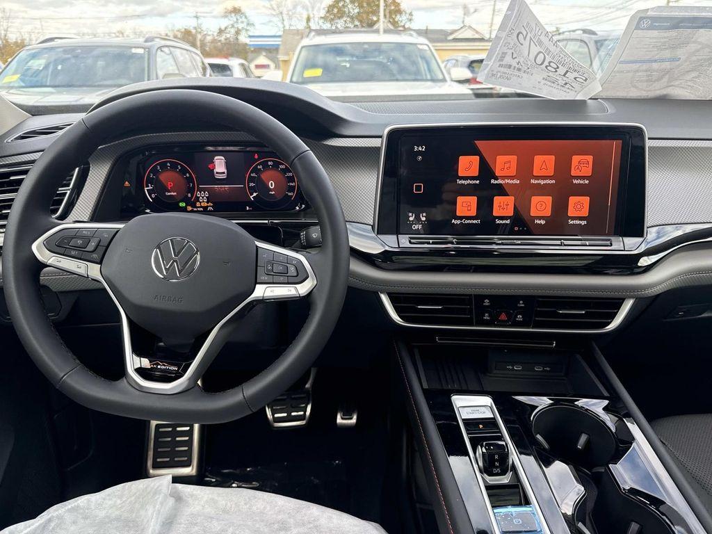 new 2026 Volkswagen Atlas car, priced at $49,482