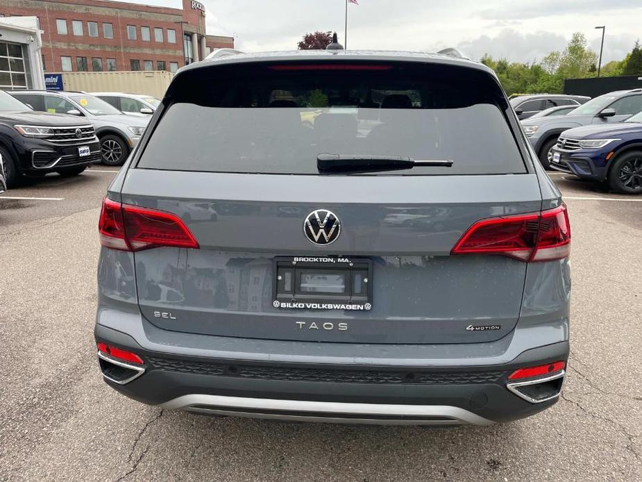 new 2024 Volkswagen Taos car, priced at $33,605
