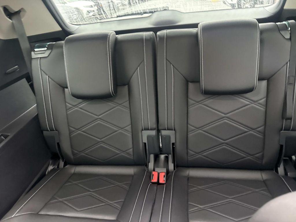 used 2025 Volkswagen Atlas car, priced at $40,712