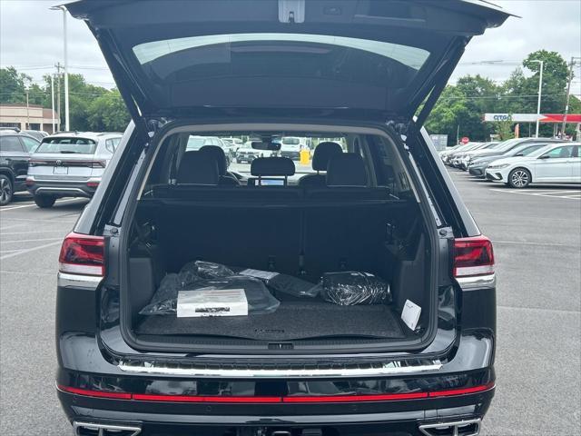 new 2025 Volkswagen Atlas car, priced at $50,805
