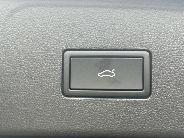 new 2025 Volkswagen Atlas car, priced at $50,805