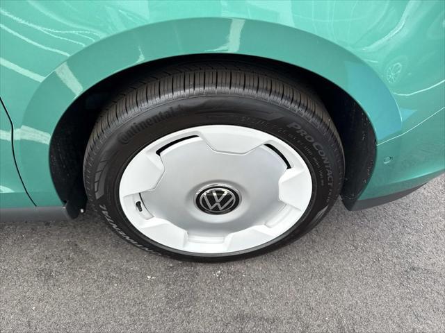 new 2025 Volkswagen ID. Buzz car, priced at $67,553