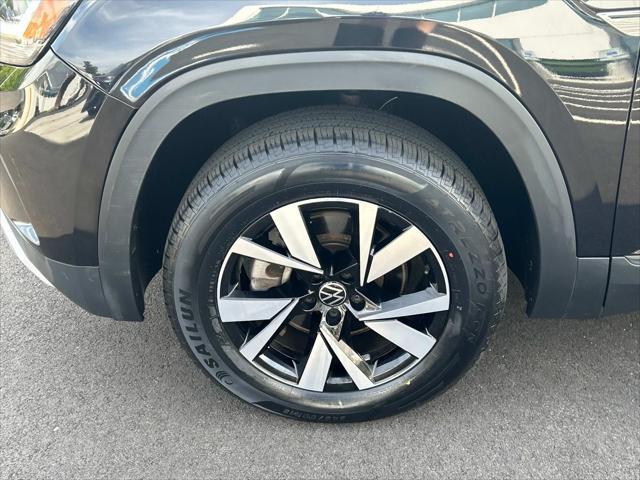 used 2021 Volkswagen Atlas Cross Sport car, priced at $27,025