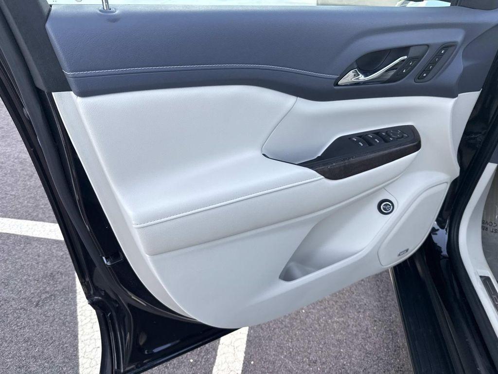 used 2021 GMC Acadia car, priced at $25,998