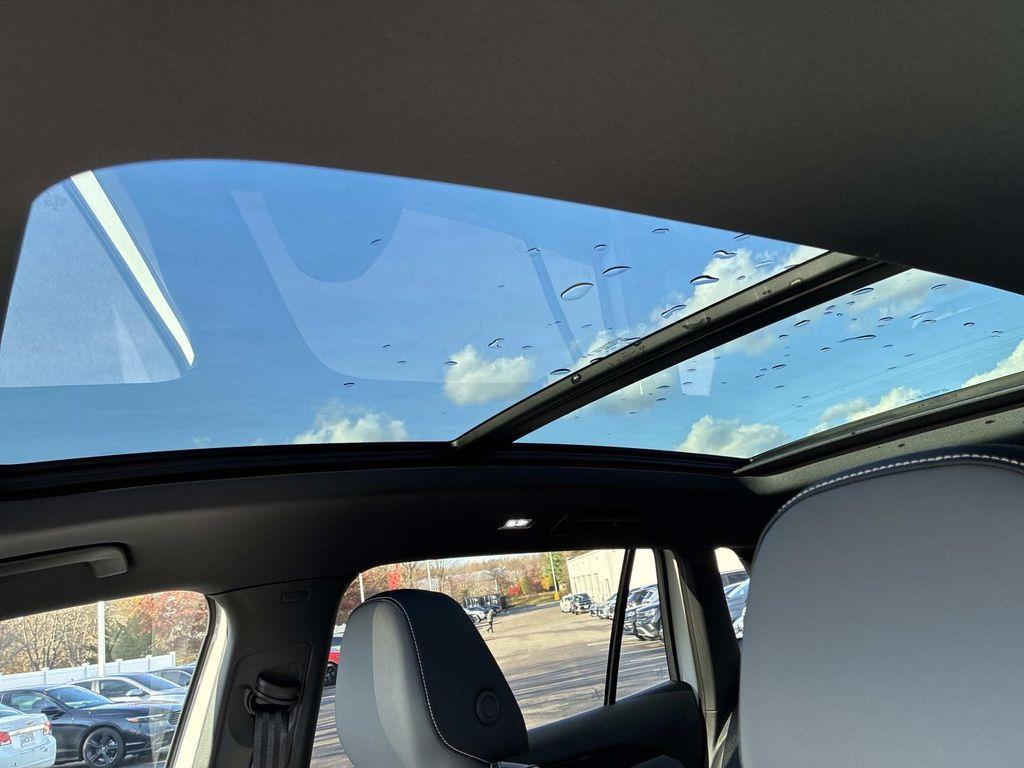 new 2026 Volkswagen Tiguan car, priced at $40,190