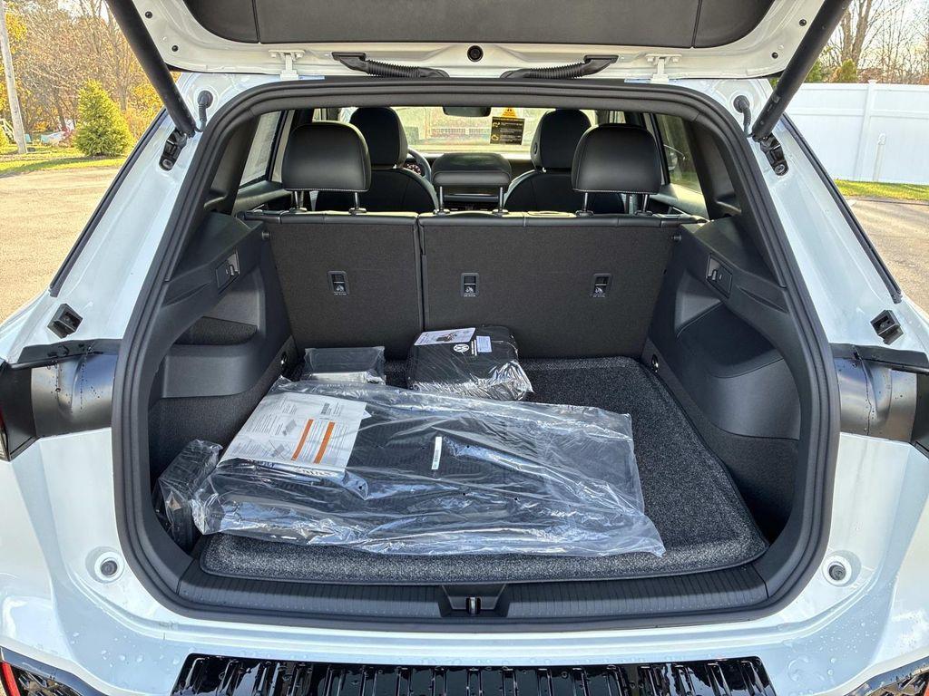 new 2026 Volkswagen Tiguan car, priced at $40,190