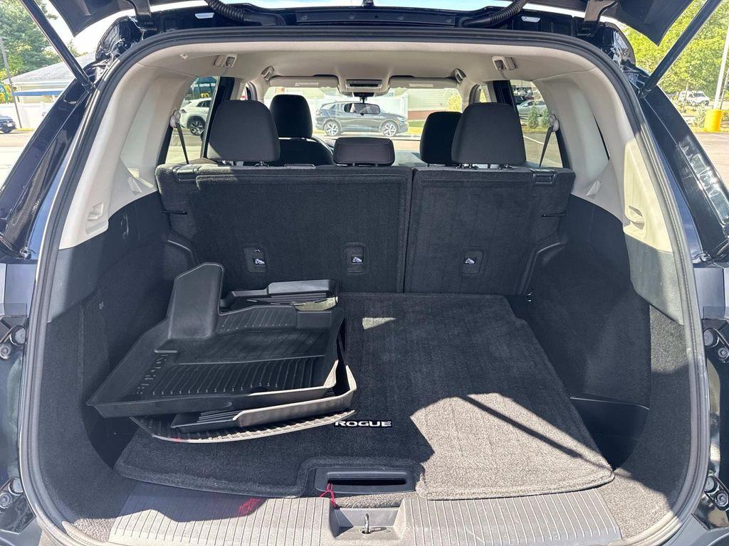 used 2021 Nissan Rogue car, priced at $22,318